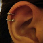Фото Хрящевой пирсинг 29.01.2021 №0067 - Cartilage piercing - tatufoto.com