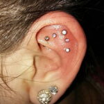 Фото Хрящевой пирсинг 29.01.2021 №0070 - Cartilage piercing - tatufoto.com