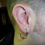 Фото Хрящевой пирсинг 29.01.2021 №0097 - Cartilage piercing - tatufoto.com