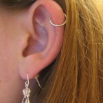 Фото Хрящевой пирсинг 29.01.2021 №0135 - Cartilage piercing - tatufoto.com