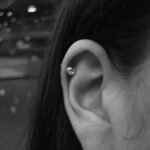 Фото Хрящевой пирсинг 29.01.2021 №0150 - Cartilage piercing - tatufoto.com