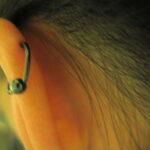 Фото Хрящевой пирсинг 29.01.2021 №0179 - Cartilage piercing - tatufoto.com