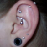 Фото Хрящевой пирсинг 29.01.2021 №0186 - Cartilage piercing - tatufoto.com