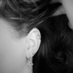 Фото Хрящевой пирсинг 29.01.2021 №0196 - Cartilage piercing - tatufoto.com