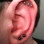 Фото Хрящевой пирсинг 29.01.2021 №0232 - Cartilage piercing - tatufoto.com