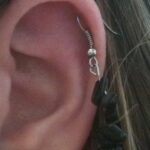 Фото Хрящевой пирсинг 29.01.2021 №0247 - Cartilage piercing - tatufoto.com