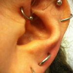 Фото Хрящевой пирсинг 29.01.2021 №0261 - Cartilage piercing - tatufoto.com