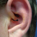 Фото Хрящевой пирсинг 29.01.2021 №0262 - Cartilage piercing - tatufoto.com