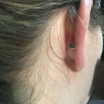 Фото Хрящевой пирсинг 29.01.2021 №0267 - Cartilage piercing - tatufoto.com