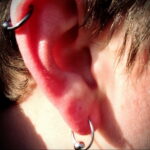 Фото Хрящевой пирсинг 29.01.2021 №0289 - Cartilage piercing - tatufoto.com