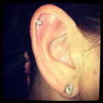 Фото Хрящевой пирсинг 29.01.2021 №0303 - Cartilage piercing - tatufoto.com