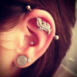 Фото Хрящевой пирсинг 29.01.2021 №0349 - Cartilage piercing - tatufoto.com
