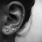 Фото Хрящевой пирсинг 29.01.2021 №0424 - Cartilage piercing - tatufoto.com