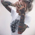 Фото девушки с татуировками 24.01.2021 №0027 - girl with tattoo - tatufoto.com