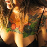 Фото девушки с татуировками 24.01.2021 №0144 - girl with tattoo - tatufoto.com