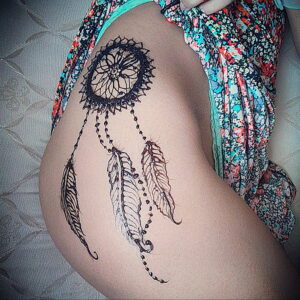Фото девушки с татуировками 24.01.2021 №0148 - girl with tattoo - tatufoto.com