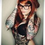 Фото девушки с татуировками 24.01.2021 №0150 - girl with tattoo - tatufoto.com