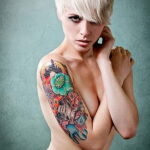 Фото девушки с татуировками 24.01.2021 №0151 - girl with tattoo - tatufoto.com