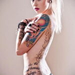 Фото девушки с татуировками 24.01.2021 №0386 - girl with tattoo - tatufoto.com