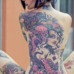 Фото девушки с татуировками 24.01.2021 №0404 - girl with tattoo - tatufoto.com