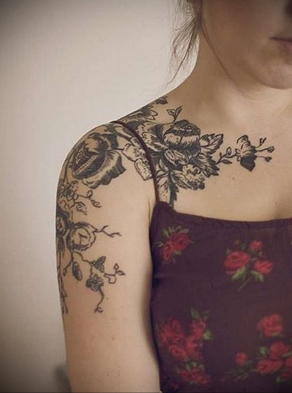 женские татуировки на плече фото