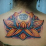 Фото женского цветного рисунка тату 09.01.2021 №1147 -color female tattoo- tatufoto.com