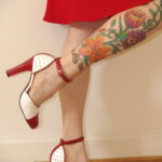 Фото женского цветного рисунка тату 09.01.2021 №1181 -color female tattoo- tatufoto.com