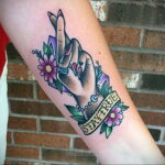 Фото женского цветного рисунка тату 09.01.2021 №1437 -color female tattoo- tatufoto.com