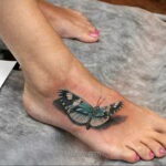 Фото женского цветного рисунка тату 09.01.2021 №1452 -color female tattoo- tatufoto.com