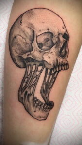Фото интересного рисунка татуировки 08.01.2021 №1121 -interesting tattoo- tatufoto.com