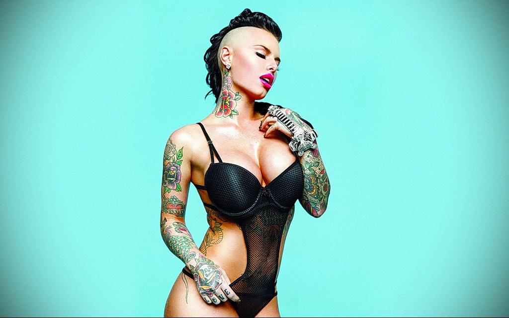 Christy Mack 4