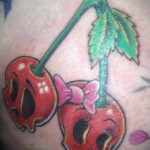 Фото тату вишня 07.01.2021 №1059 -cherry tattoo- tatufoto.com