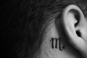 Фото тату зодиак скорпион 16.01.2021 №0009 -scorpio zodiac tattoo- tatufoto.com