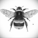 Фото тату мохнатый полосатый шмель 03.01.2021 №131 -bumblebee tattoo- tatufoto.com