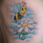 Фото тату мохнатый полосатый шмель 03.01.2021 №170 -bumblebee tattoo- tatufoto.com