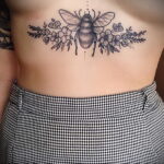 Фото тату мохнатый полосатый шмель 03.01.2021 №259 -bumblebee tattoo- tatufoto.com