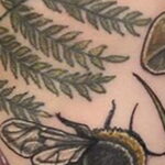Фото тату мохнатый полосатый шмель 03.01.2021 №419 -bumblebee tattoo- tatufoto.com