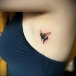 Фото тату мохнатый полосатый шмель 03.01.2021 №533 -bumblebee tattoo- tatufoto.com