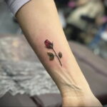Фото тату роза для девушки 25.01.2021 №0048 - rose tattoo for girls - tatufoto.com