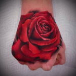 Фото тату роза на руке 25.01.2021 №0005 - rose tattoo on hand - tatufoto.com