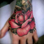Фото тату роза на руке 25.01.2021 №0022 - rose tattoo on hand - tatufoto.com