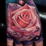 Фото тату роза на руке 25.01.2021 №0026 - rose tattoo on hand - tatufoto.com