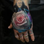 Фото тату роза на руке 25.01.2021 №0037 - rose tattoo on hand - tatufoto.com