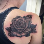Фото тату с черной розой 25.01.2021 №0016 - black rose tattoo - tatufoto.com