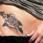 Фото тату с черной розой 25.01.2021 №0040 - black rose tattoo - tatufoto.com