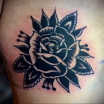 Фото тату с черной розой 25.01.2021 №0077 - black rose tattoo - tatufoto.com