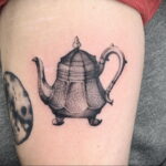 Фото тату чайник 06.01.2021 №396 -tattoo teapot- tatufoto.com