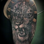 Фото тату часы и лев 19.01.2021 №0030 -lion clock tattoo-tatufoto.com