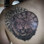 Фото тату часы и лев 19.01.2021 №0053 -lion clock tattoo-tatufoto.com