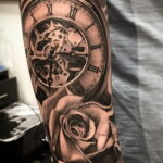 Фото тату часы с цветами 19.01.2021 №0014 -tattoo clock flowers-tatufoto.com
